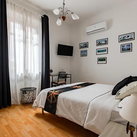 Pit Stop, Al Primo Piano Con Clima E Bagno Privato Homestay Pisa